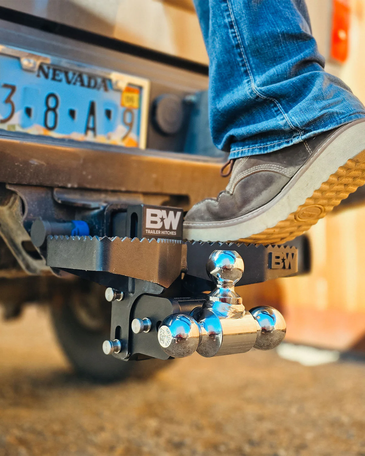 Tow & Stow Hitch Step