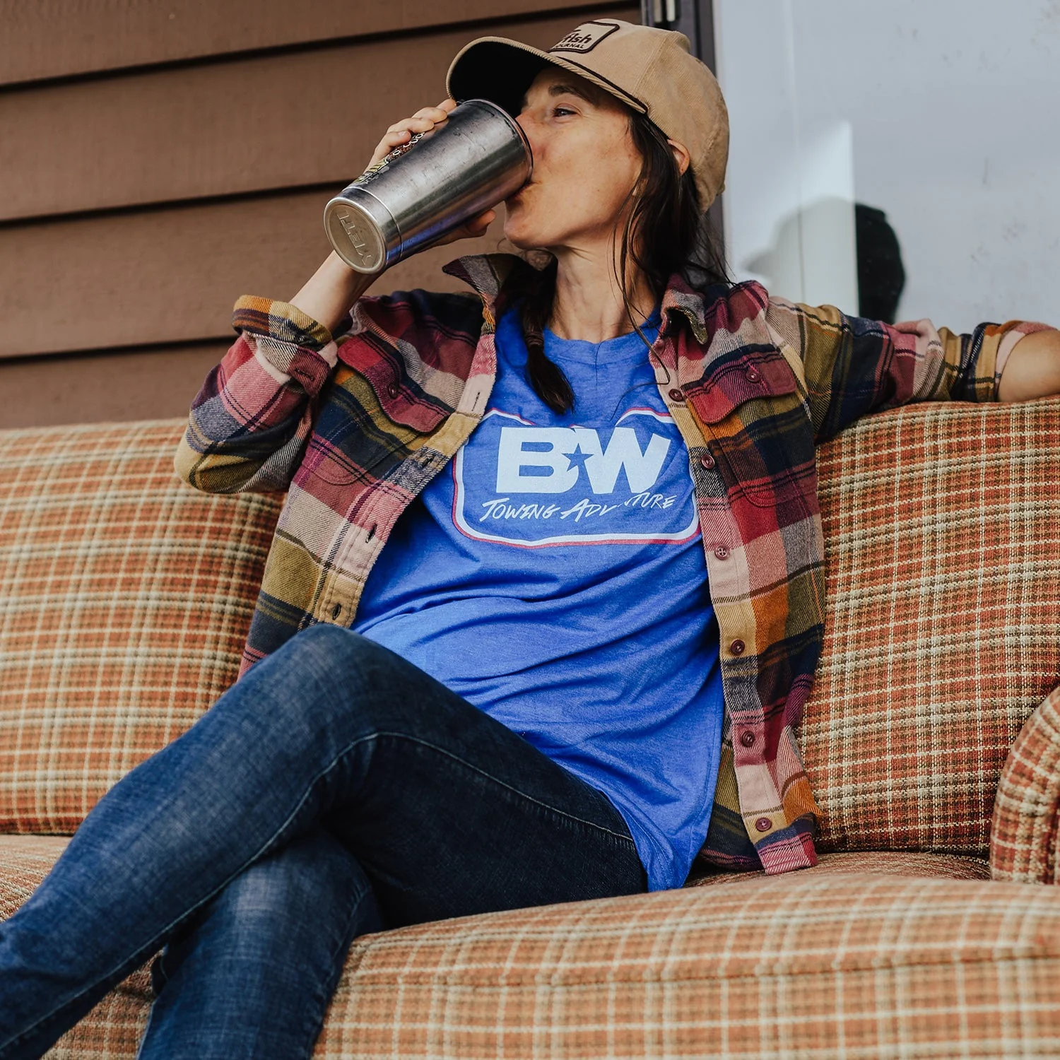 B&W Towing Adventure Shirt - Thumbnail 2