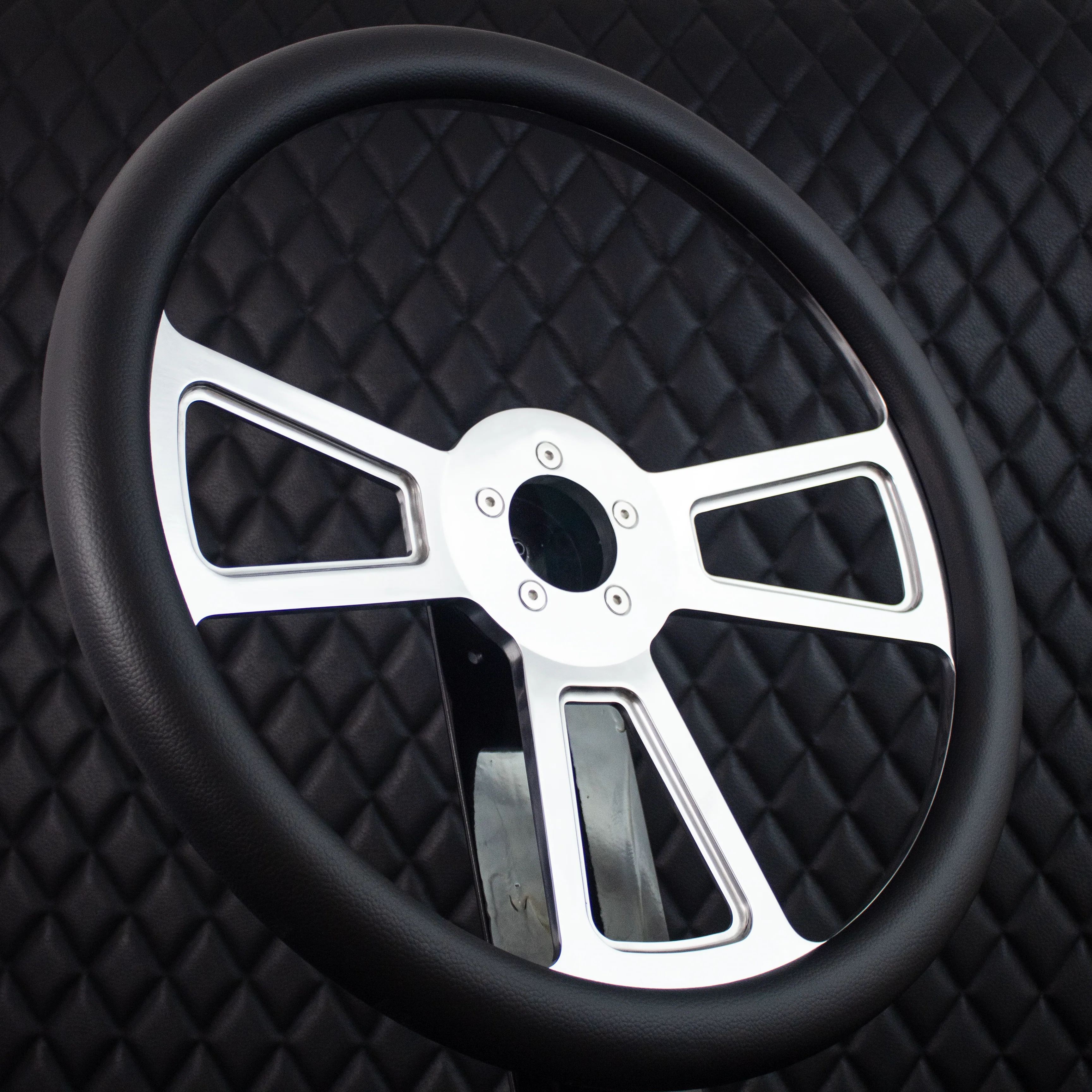 18" Polished Half Wrap Muscle Wheel- Vinyl - Thumbnail 5