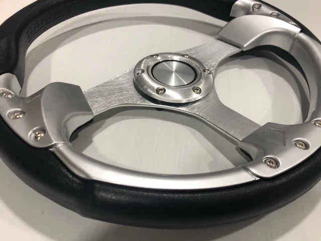 13.5" High Gloss Silver Performance Wheel - Thumbnail 2