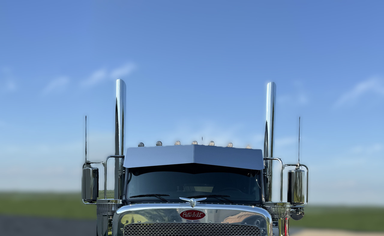 Peterbilt 589 Visors - Ultra Cab - Thumbnail 4
