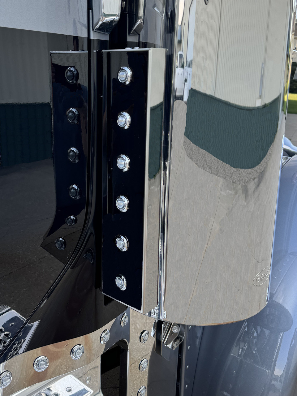 Peterbilt 589 Air Breather Panel - Strapless Design - Back Side - (3) Watermelon Lights Holes