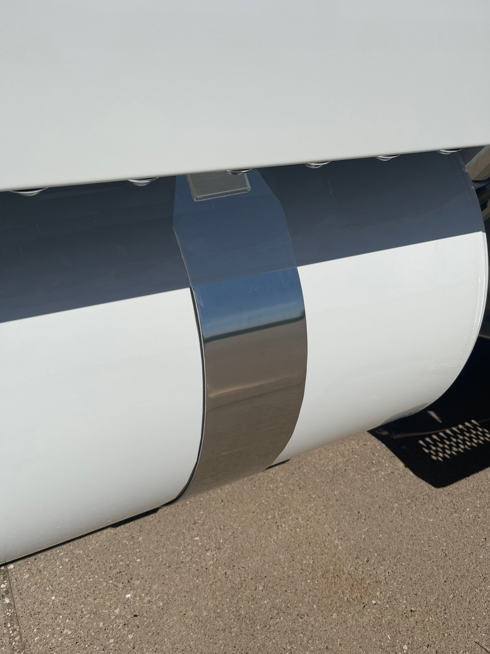 Peterbilt - Fuel Tank Strap - 8" Wide Fuel Tank Strap Set for 26" Tank - Thumbnail 2