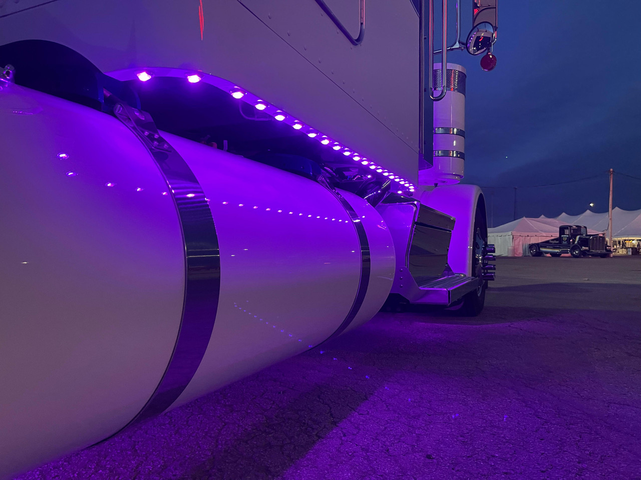 Peterbilt Sleeper Panels - Full Wrap - Stock Exhaust - 63"/72" Sleeper - No Light Kit Included - 5-1/2" Drop - Thumbnail 2