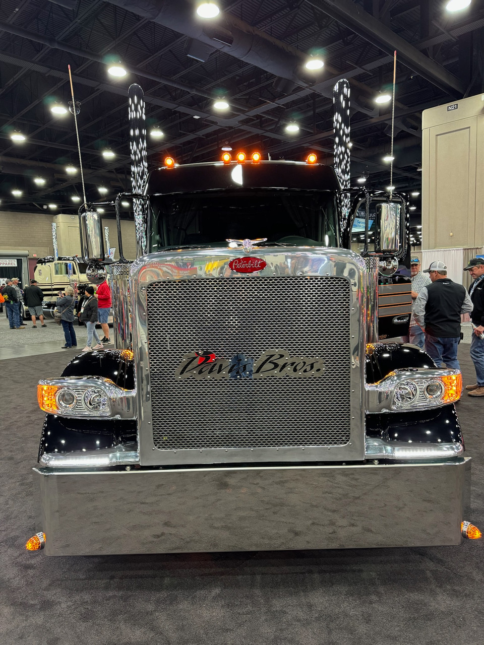 Grill Insert for Peterbilt 389 & 589 - Peterbilt Oval