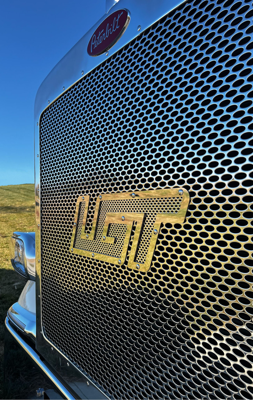 Grill Insert for Peterbilt 389 & 589 - 3/8" Round Hole with Triple Diamond Design - Thumbnail 5