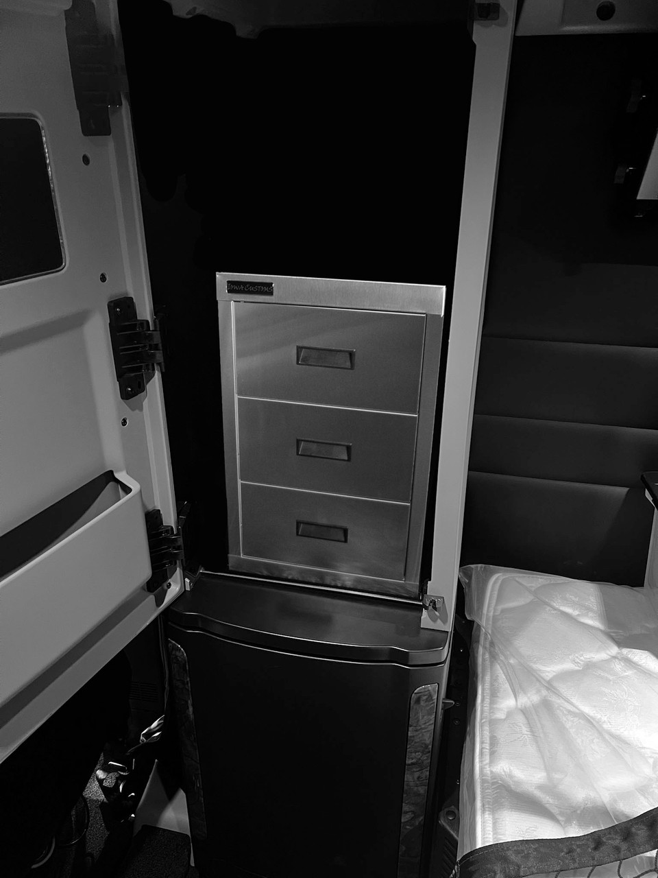 3-Drawer Storage Solution Kit - Fits Peterbilt 589 - Passenger Side - Thumbnail 2