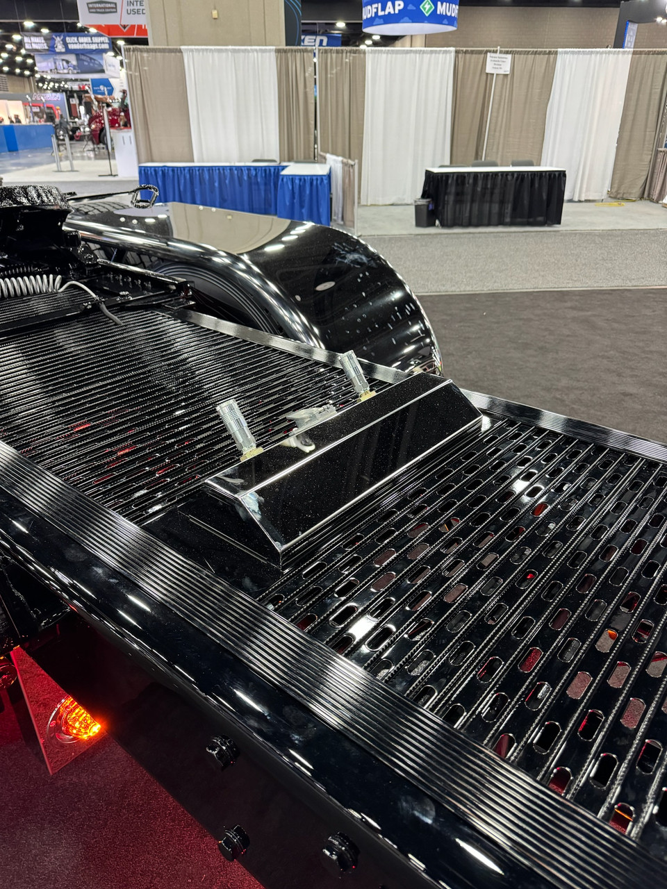 Mini On Top Airline Box - 45 Design - Thumbnail 2