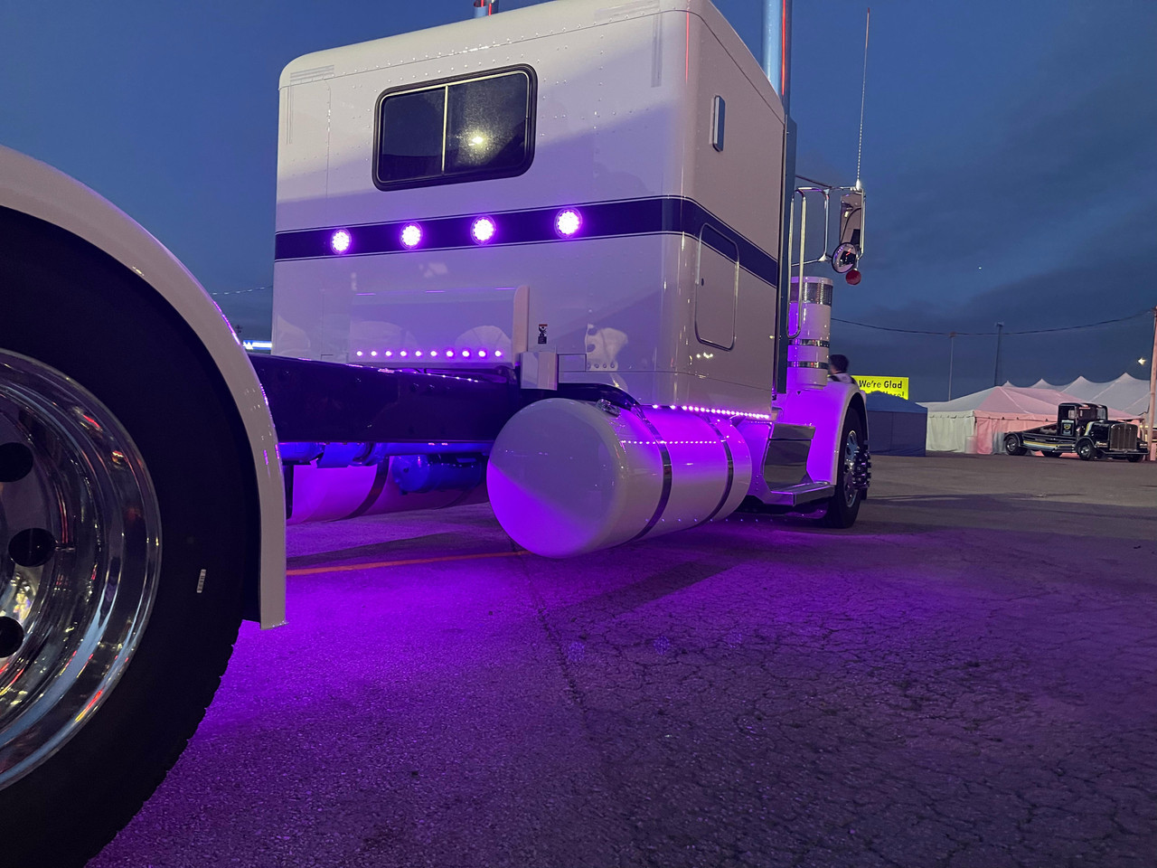 Glow Kit for Double Frame Installation - No Light Kit Included - 20ft Total - 8ft Glow Kit System Each Side of Vehicle - Thumbnail 5