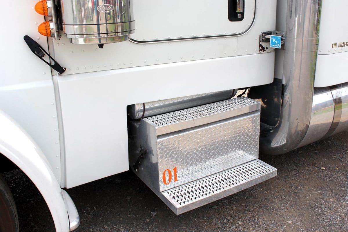 389 Cowl Panels 8 inch *New Style