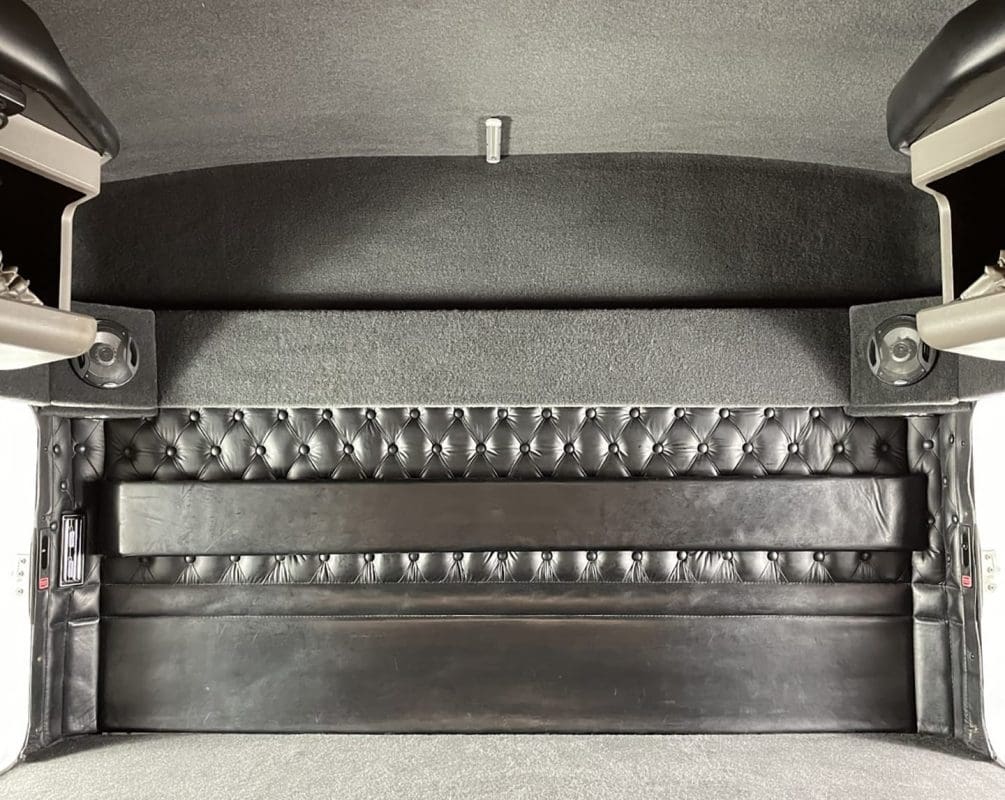 Kenworth 86″ Flat Top Conversion - Thumbnail 5