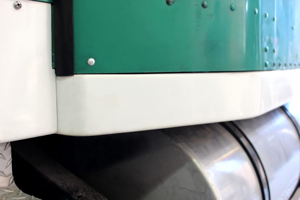 Kenworth 86″ Sleeper Panels 4″