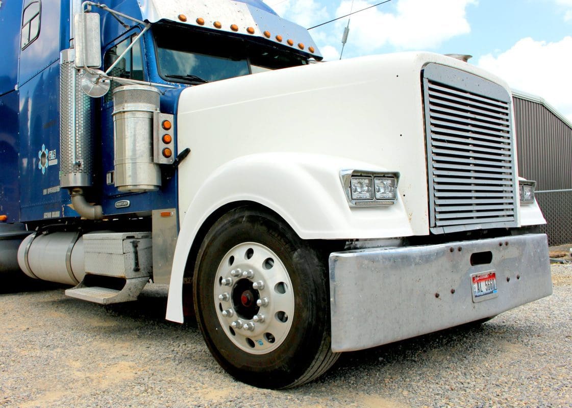 Freightliner Classic XL - Thumbnail 4