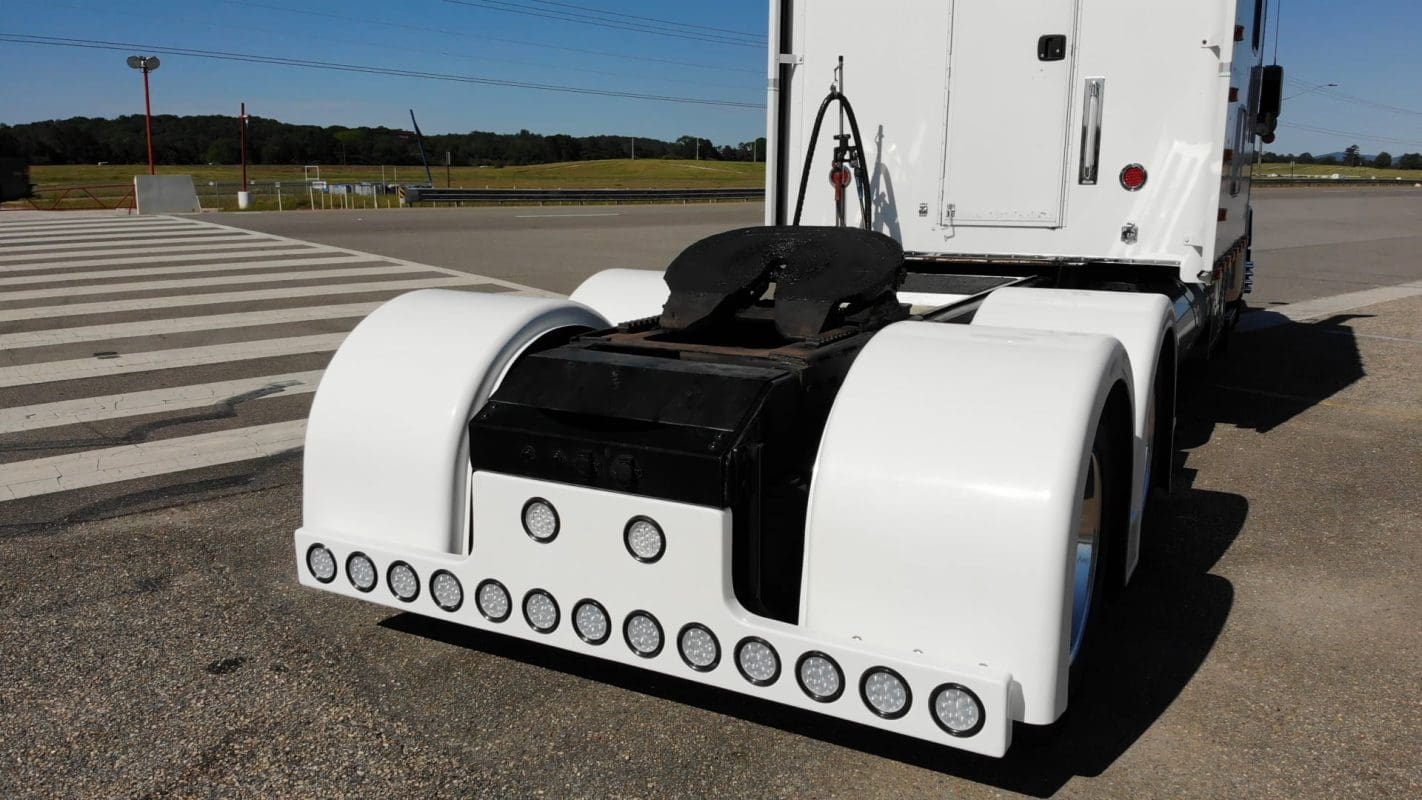 T-Bar Fiberglass Rear Bumper - Thumbnail 8