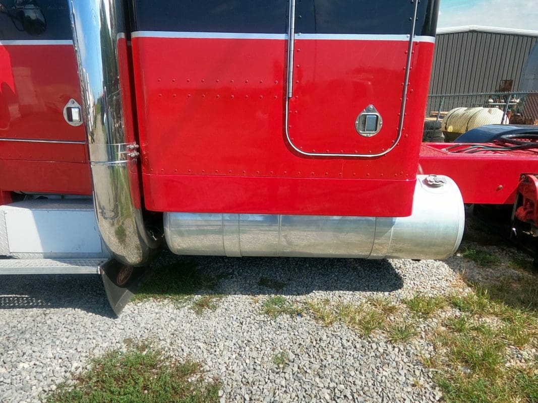 Sleeper Panels 63 8 No fairings