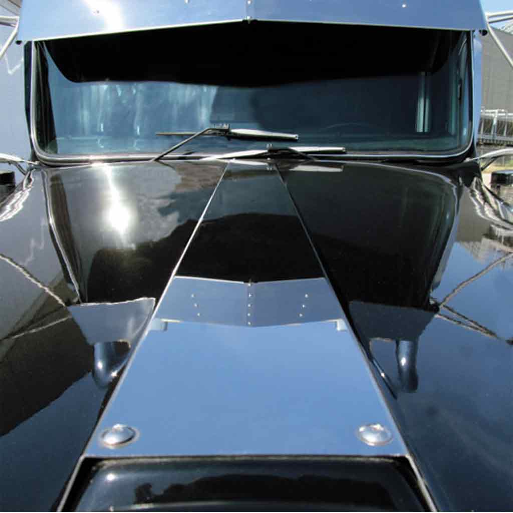 KW. W900L Hood Strip (Pre-2008)