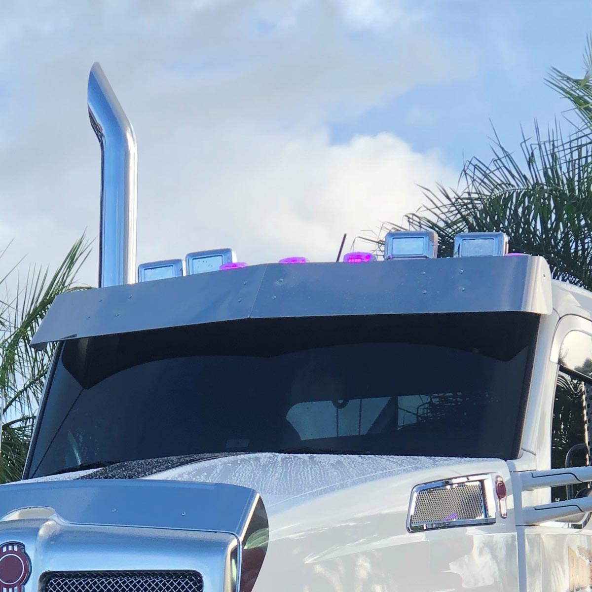 PB. / KW. 11.5" Low Roof Day Cab Sun Visor - Boltless | Blank