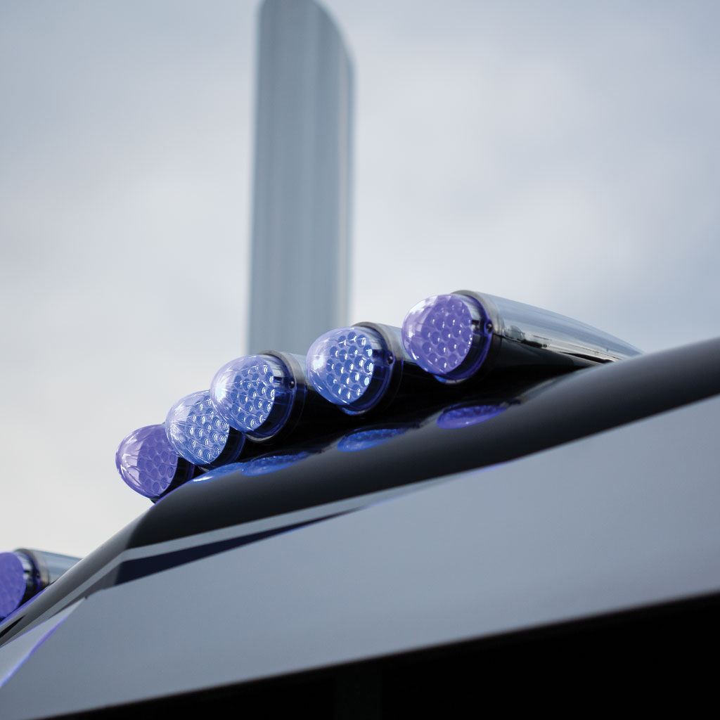 "Bullet" Style Cab Housing with Watermelon LED Adapter - Thumbnail 2