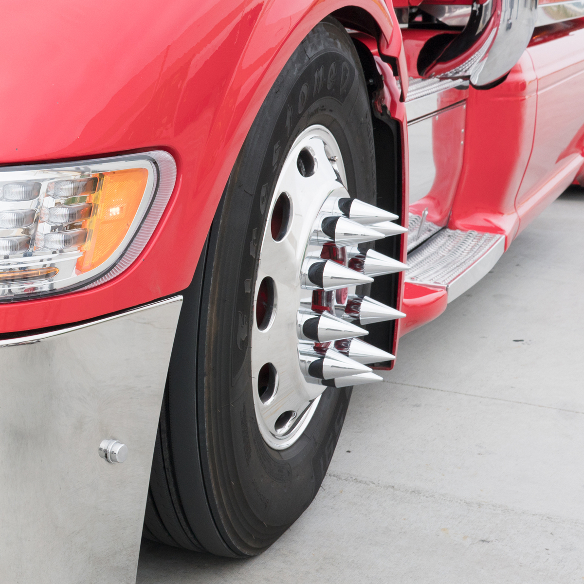 33mm X 4-1/8" Chrome Plastic Spike Nut Cover - Thread-On (Bulk) - Thumbnail 2