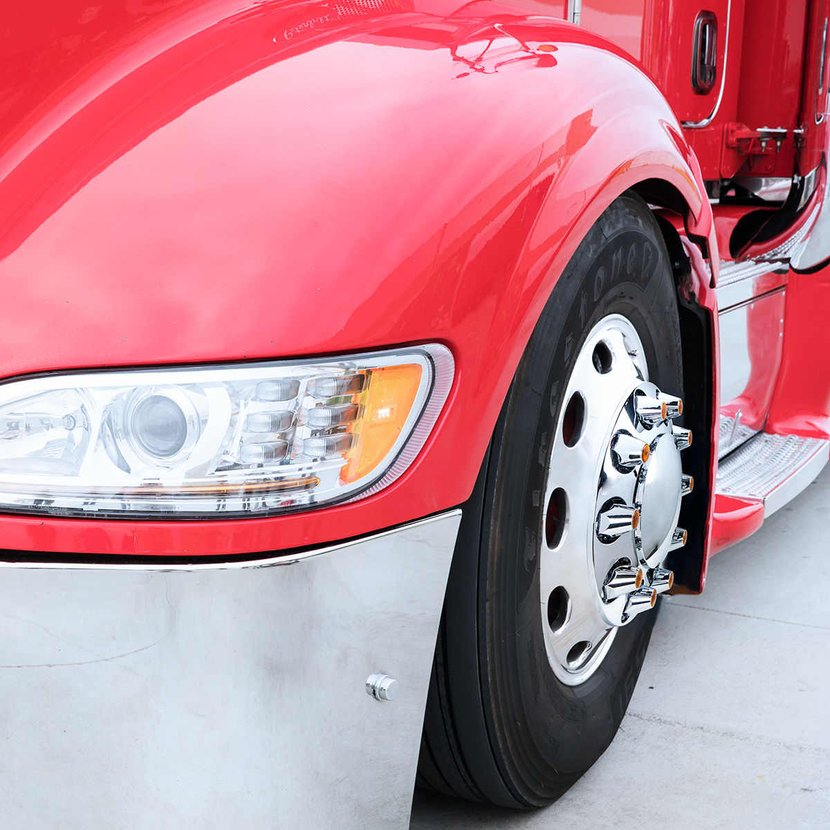 33mm X 2-3/4" Chrome Plastic Nut Covers With Flange - Push-On -Amber Reflector (Color Box of 20) - Thumbnail 7