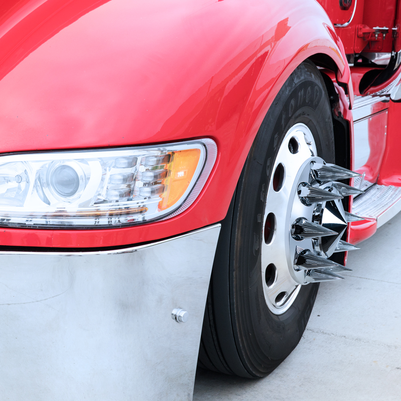 33mm X 4-3/4" Chrome Plastic Razor Nut Cover With Flange - Thread-On (Bulk) - Thumbnail 3