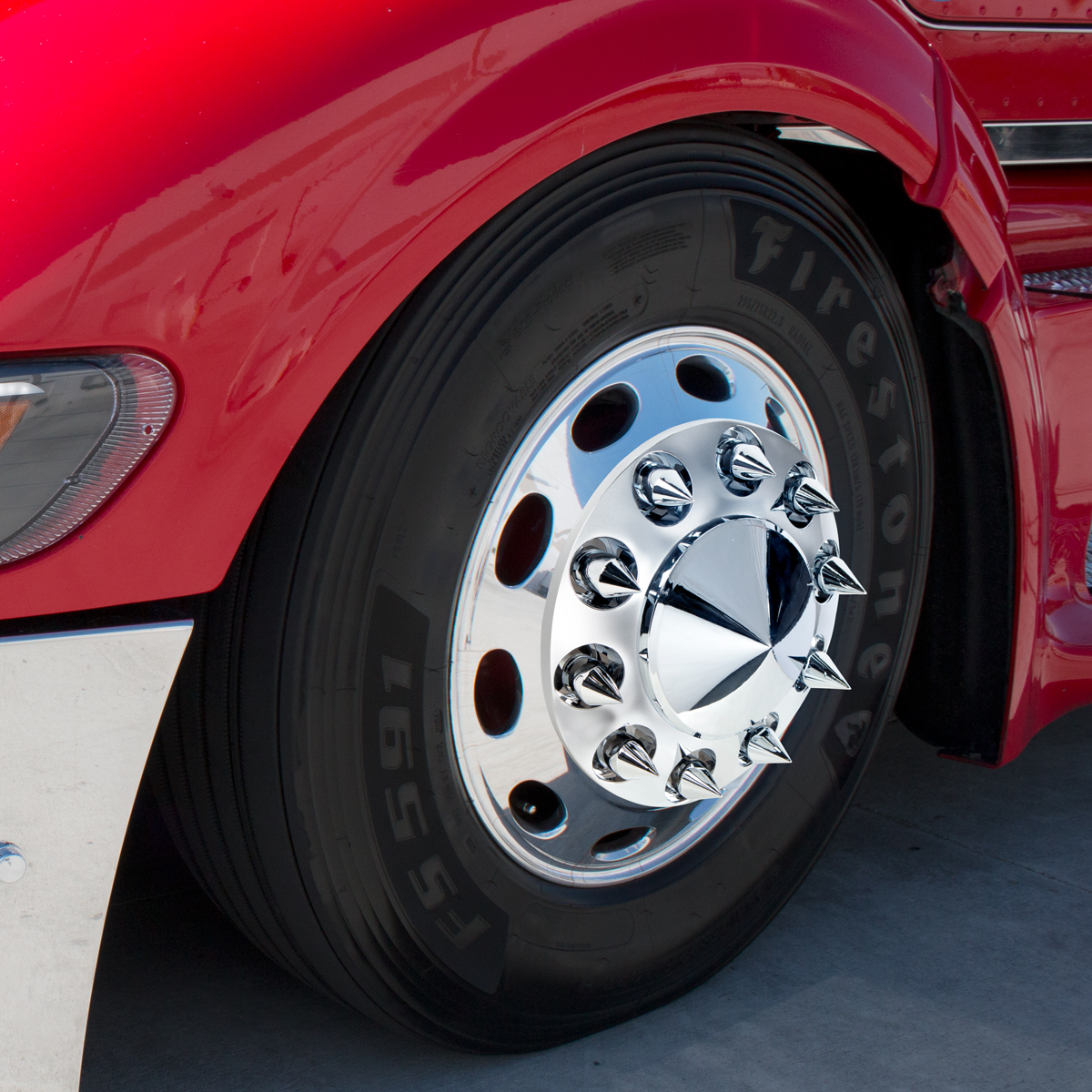 1-1/8" X 2-13/16" Chrome Plastic Spike Nut Cover - Push-On (Bulk) - Thumbnail 3