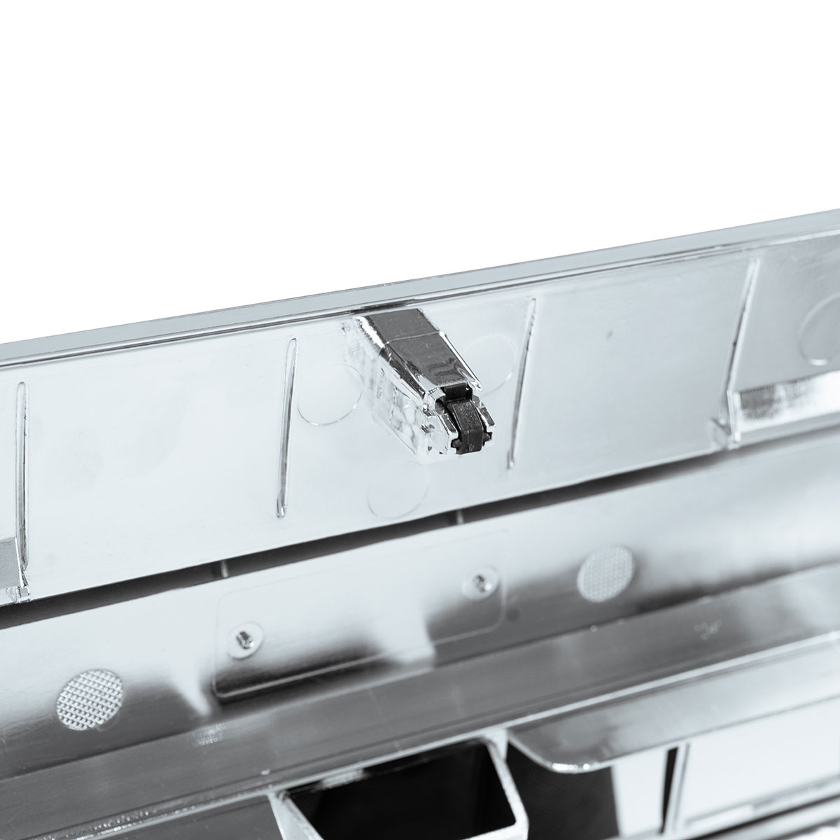 Chrome Grille For 2013-2024 Isuzu NPR (ELF 400/500/600) - Thumbnail 3