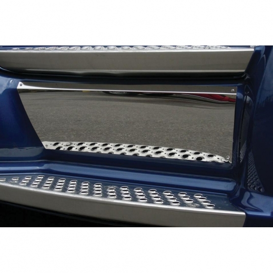 Stainless 2007-2017 Kenworth T660 Front Lower Step Kick Plate - Thumbnail 2