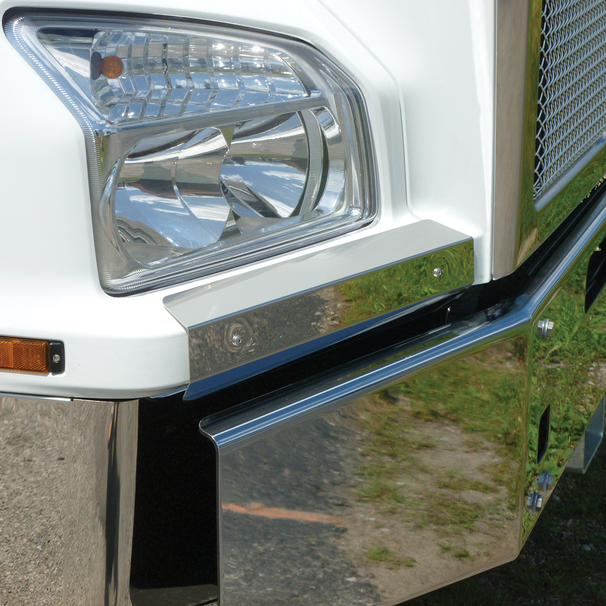 Stainless Fender Guard For 2014 Kenworth T880 - Thumbnail 2