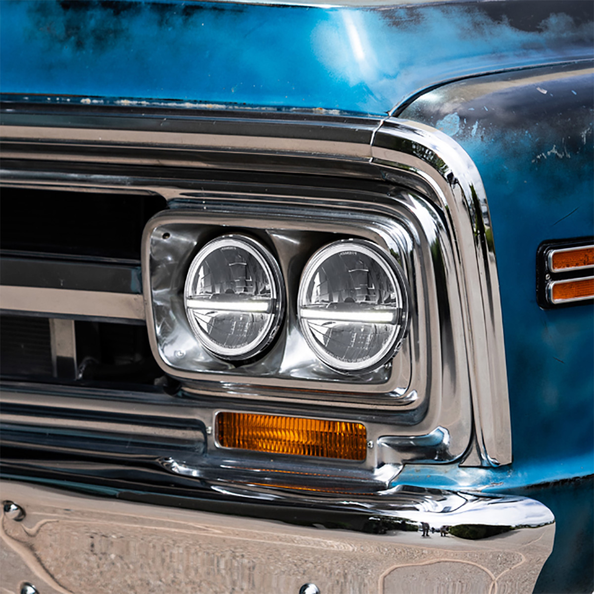 ULTRALIT - 20 High Power LED 5-3/4" Headlight With LED DRL/Position Light - Black - Thumbnail 8