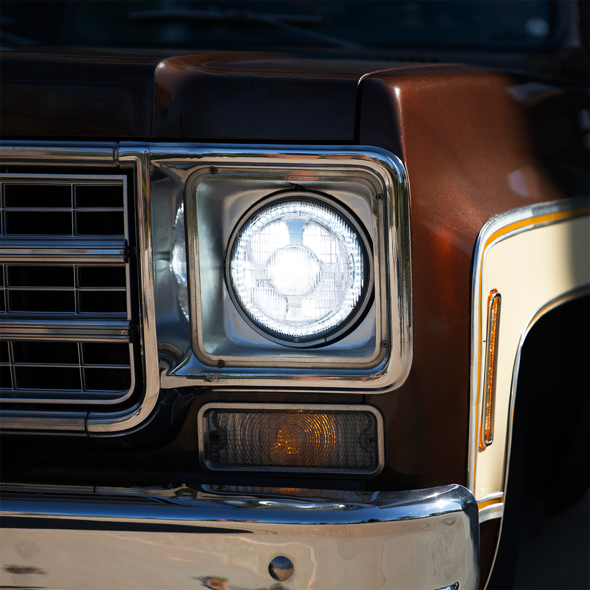 ULTRALIT - High Power LED 7" Projection Light With Dual Color LED Halo & Classic Style Lens - Thumbnail 12