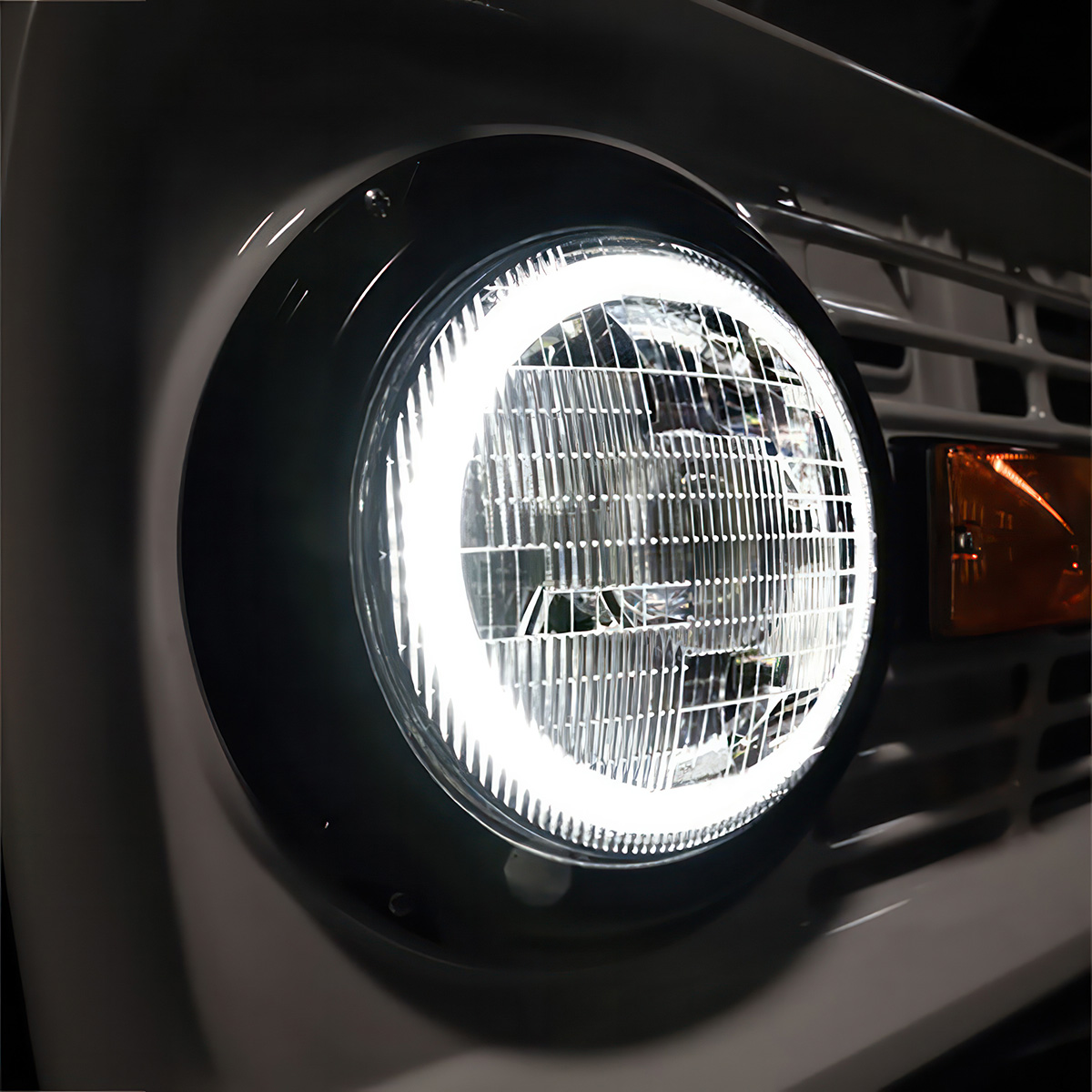 ULTRALIT - High Power LED 7" Projection Light With Dual Color LED Halo & Classic Style Lens - Thumbnail 14