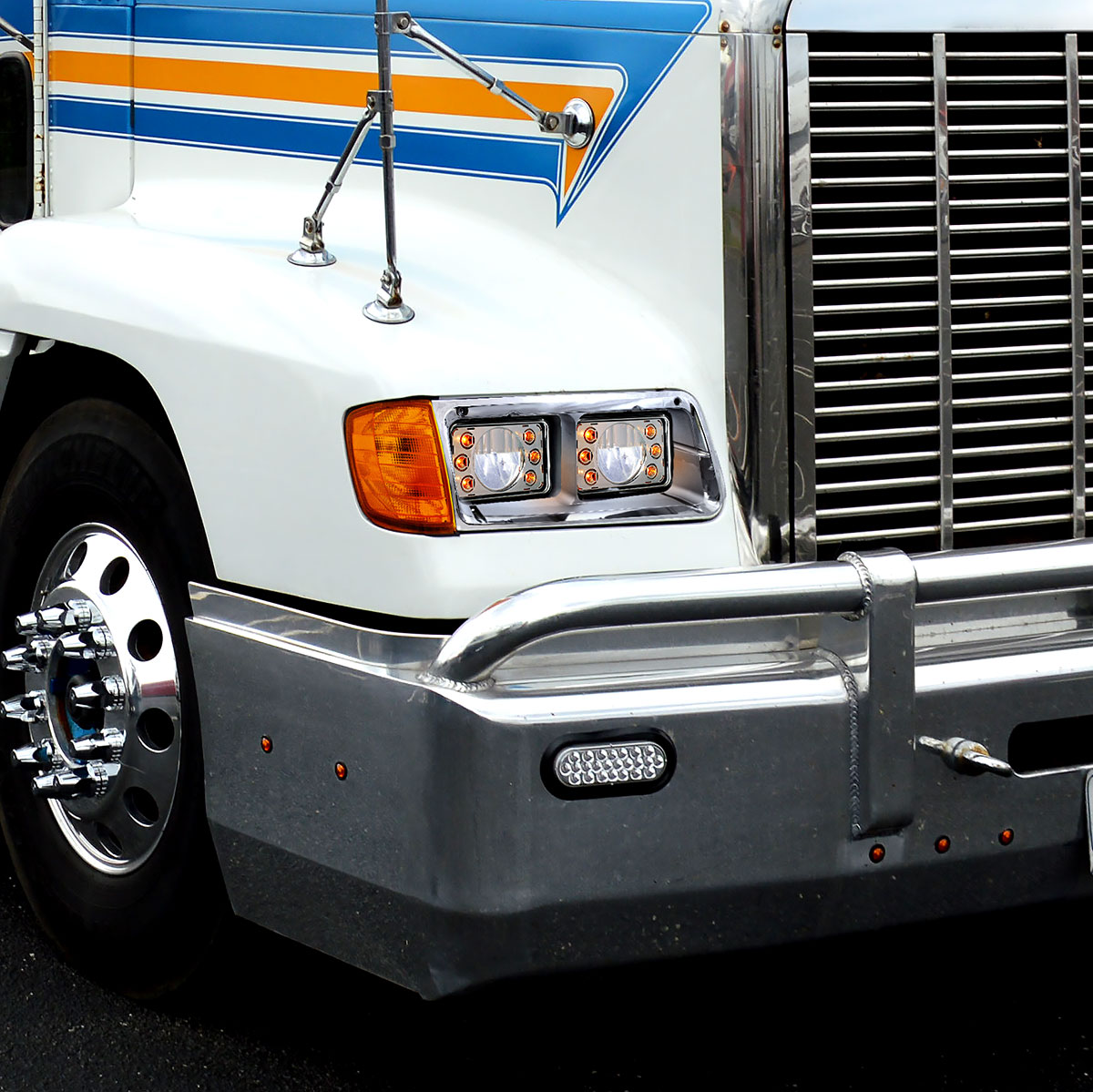 Headlight Bezel With Turn Signal For 1989-2009 Freightliner FLD - Passenger - Thumbnail 2