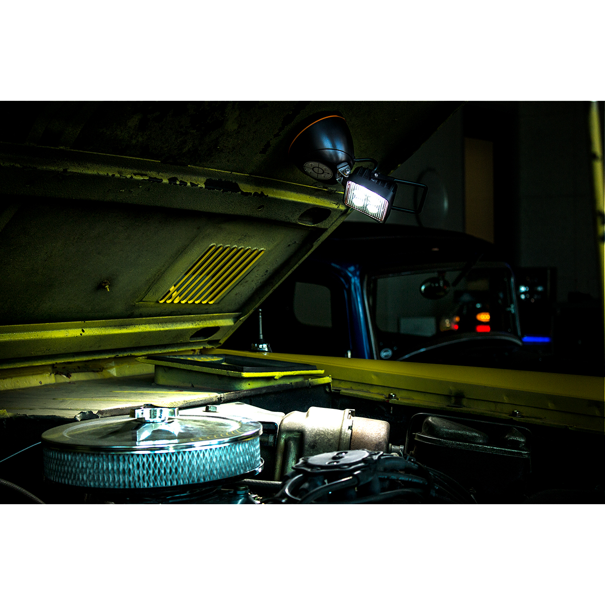 Magnetic Rechargeable LED Work Light - Thumbnail 6