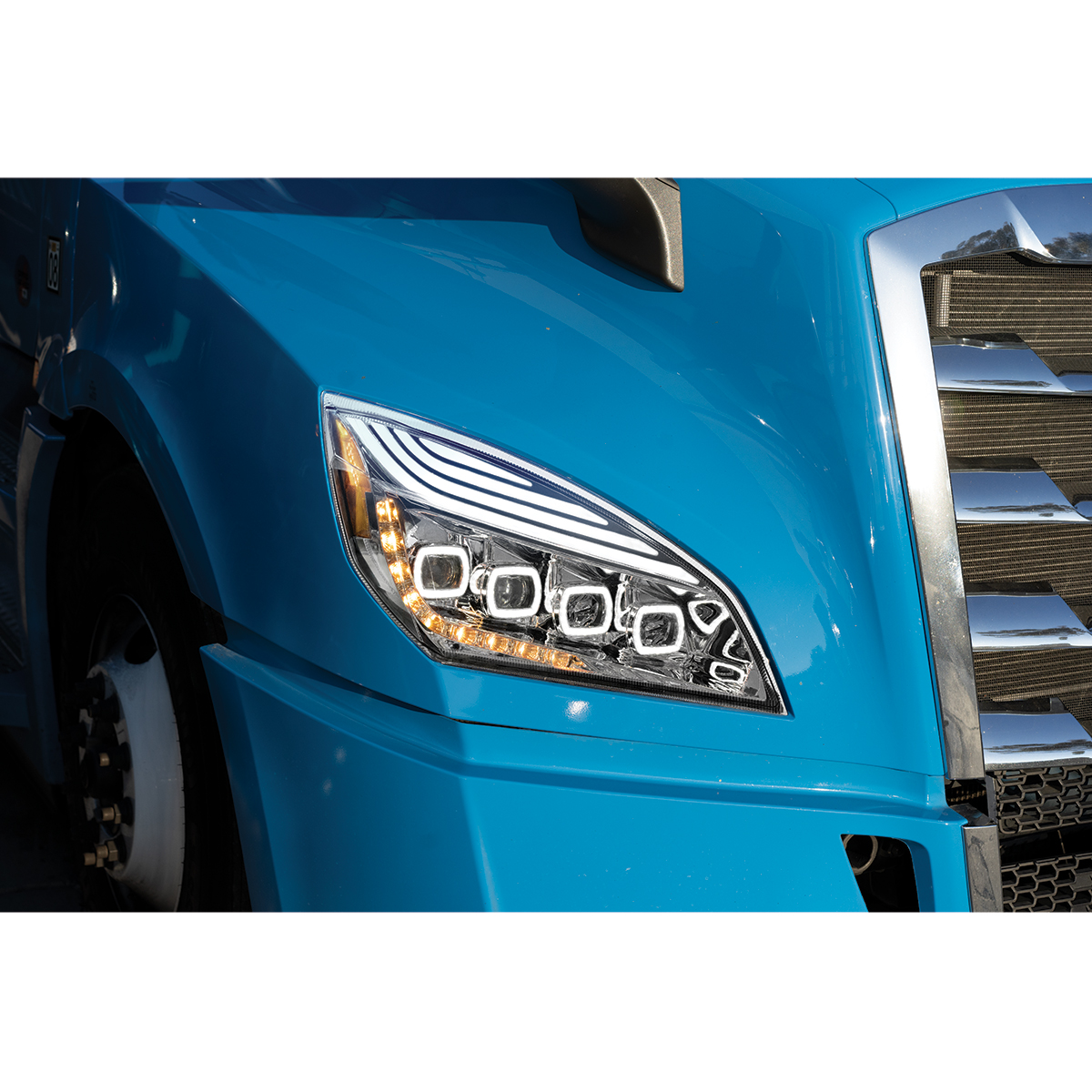 Chrome Quad-LED Headlight With LED DRL & Seq. Signal For 2018-2024 Freightliner Cascadia - Passenger - Thumbnail 6