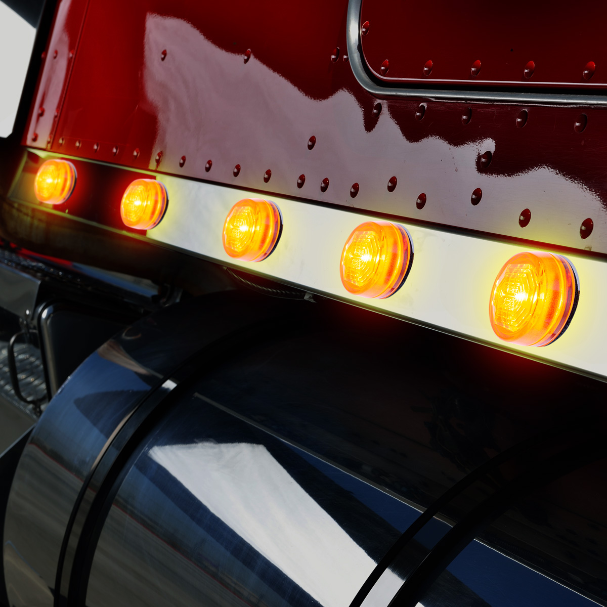 3 LED Oval Clearance/Marker Light-Amber LED/Amber Lens - Thumbnail 9