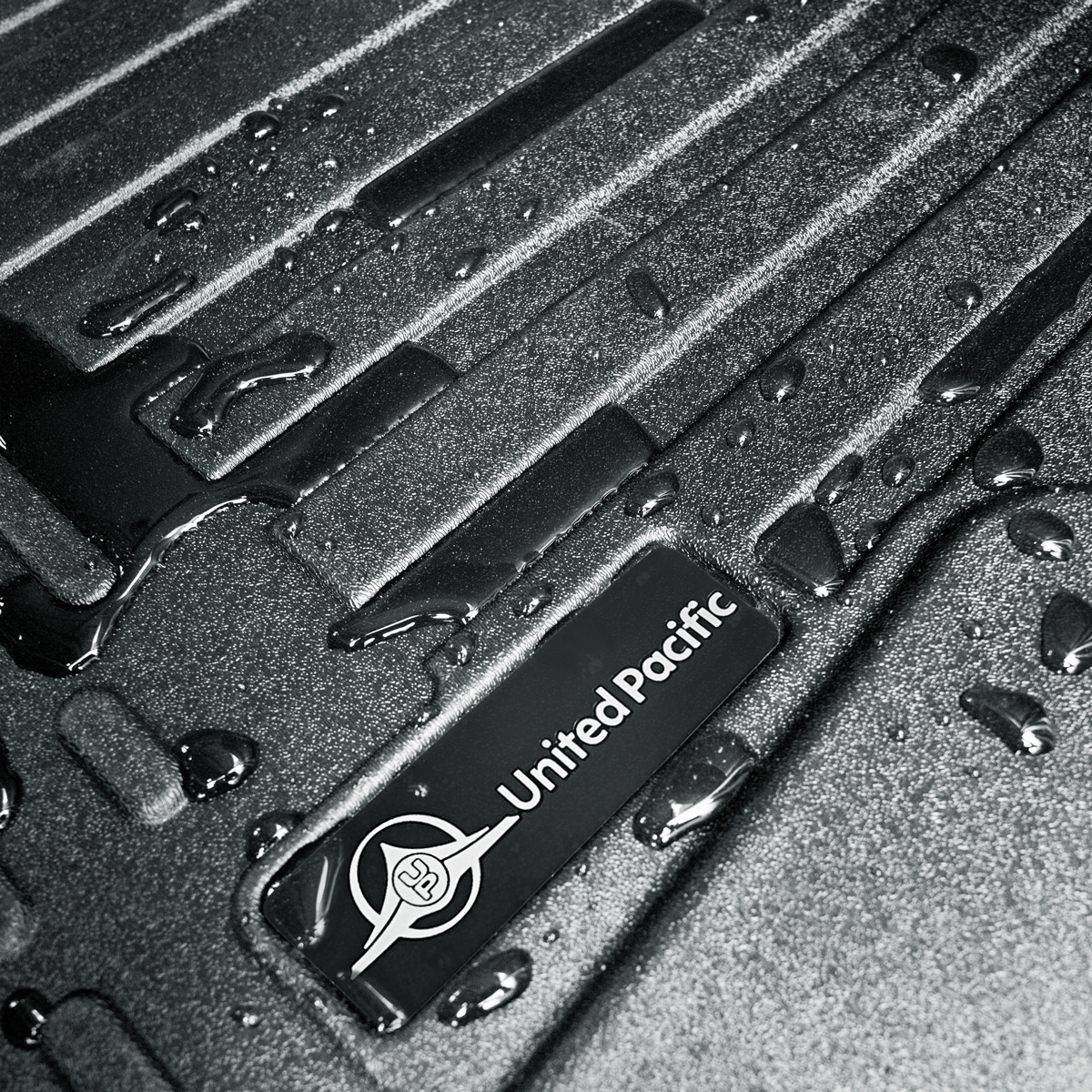 RigGear Floor Mat Set For Kenworth W900/T800 (2006-2024) & T660 (2008-2017) - Thumbnail 10