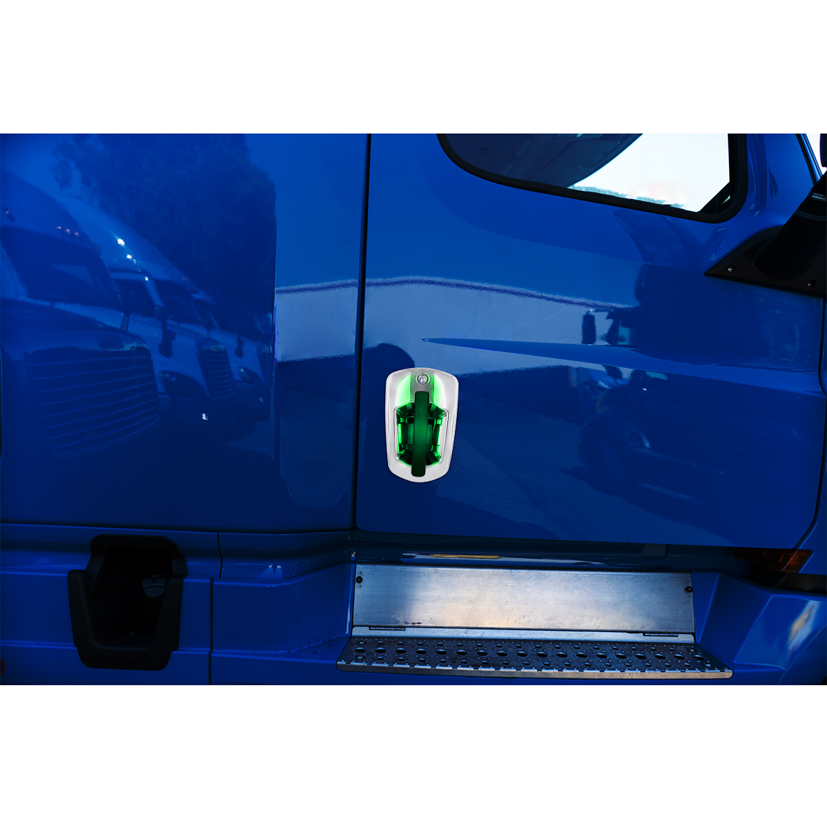 6 LED Chrome Door Handle Cover For 2018-2025 Freightliner Cascadia - Passenger, Green LED - Thumbnail 5