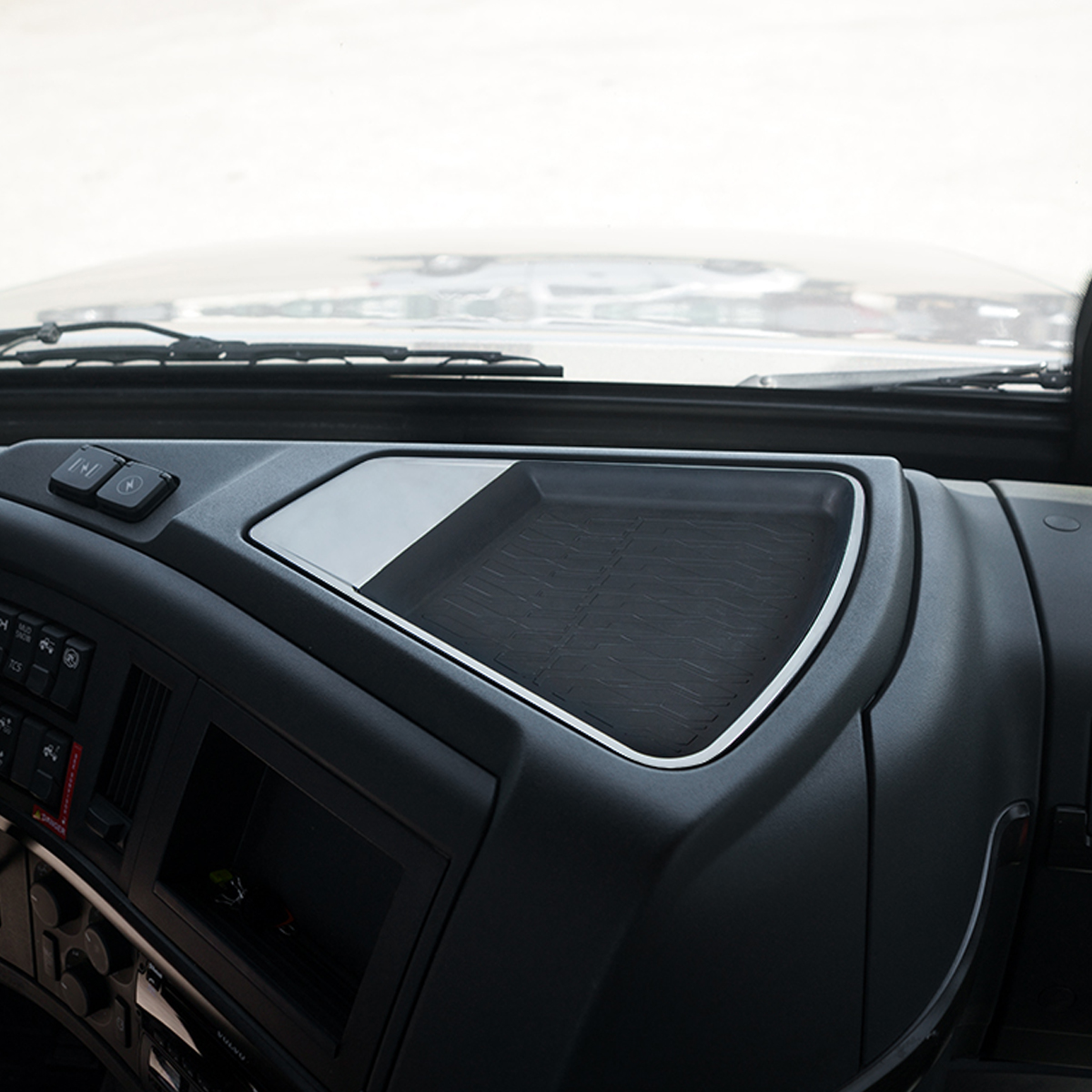 Chrome Plastic Dash Top Tray For 2018-2024 Volvo VNL - Thumbnail 6