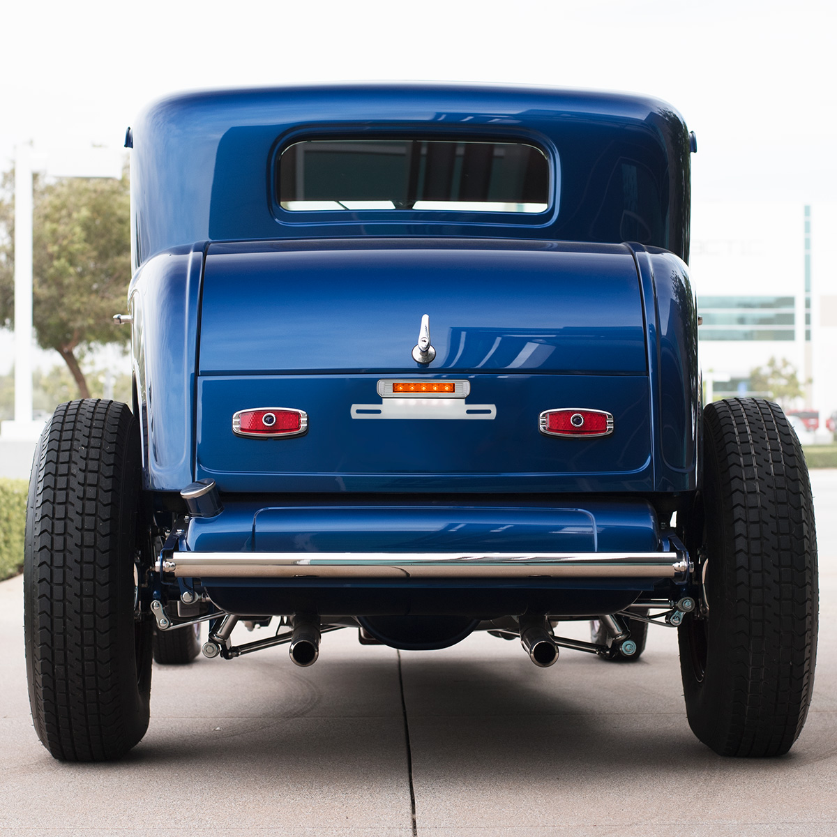 Chrome License Plate Light & Bracket With Amber LED Auxiliary Light - Amber LED/Amber Lens - Thumbnail 4